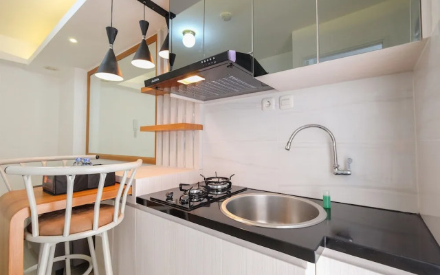 Compact Bassura City Apartment near Jatinegara