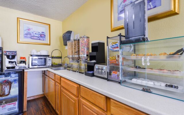 Americas Best Value Inn-Nashville/Airport South