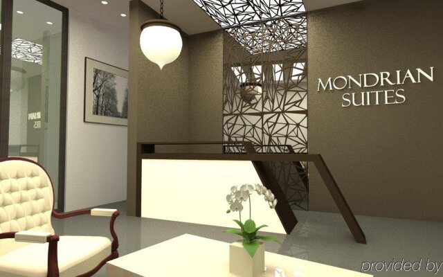 Mondrian Suites Berlin Checkpoint Charlie