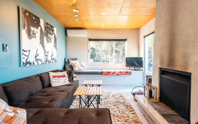 The Fat Pigeon - Omiha Holiday Home