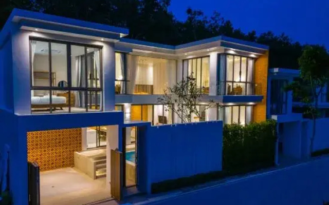 Alisa Pool Villa Phuket