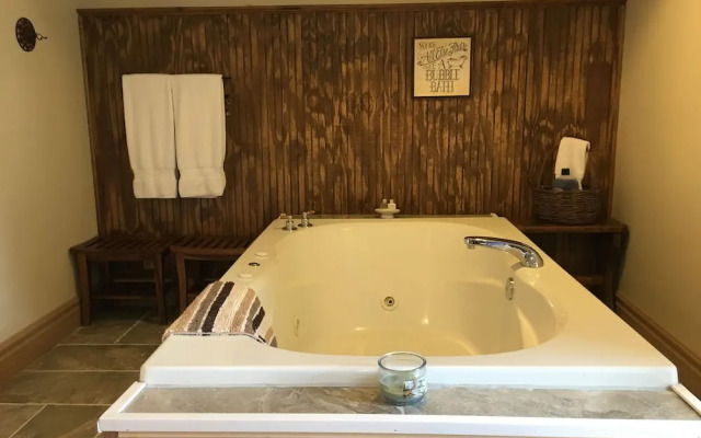 Oak Valley Inn & Suites