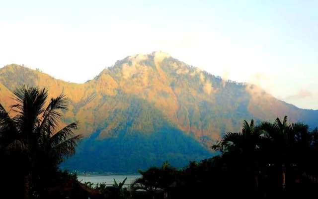 Puri Bening Lake Front Hotel