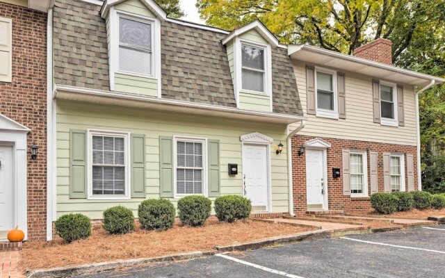 Charming Southern Pines Abode - Walk to Dtwn!