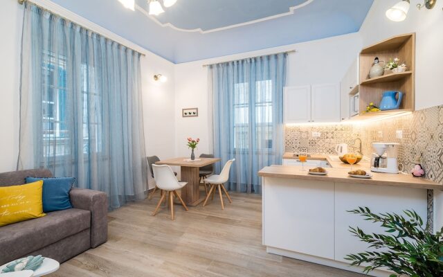 Old Town Apartment Near Stradun