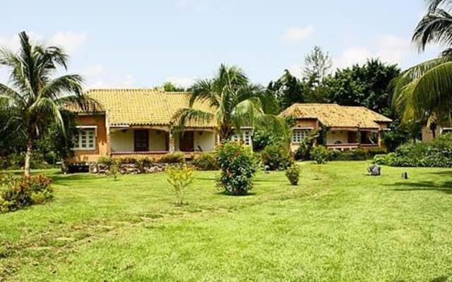 Afrikiko Riverfront Resort