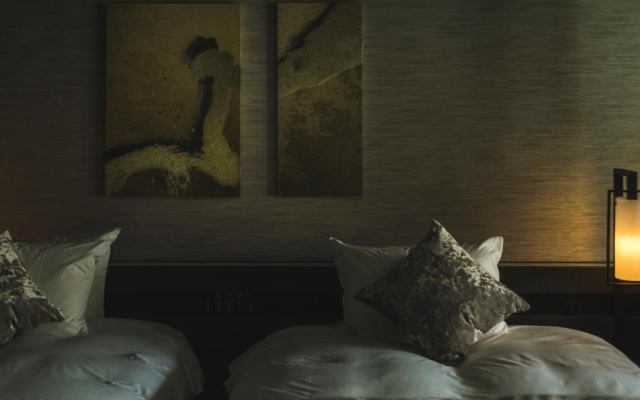 Deluxe with Open-air Bath West Wing Twin Western Style room (트윈 침대 2개) 사진 3