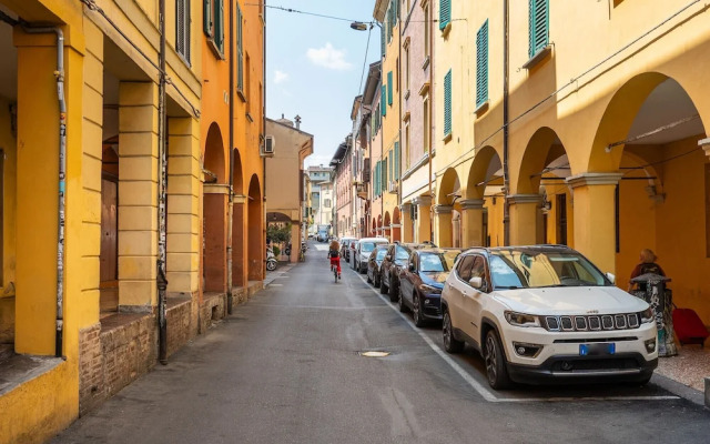 Borgo di San Pietro 26 - Casa del Borgo
