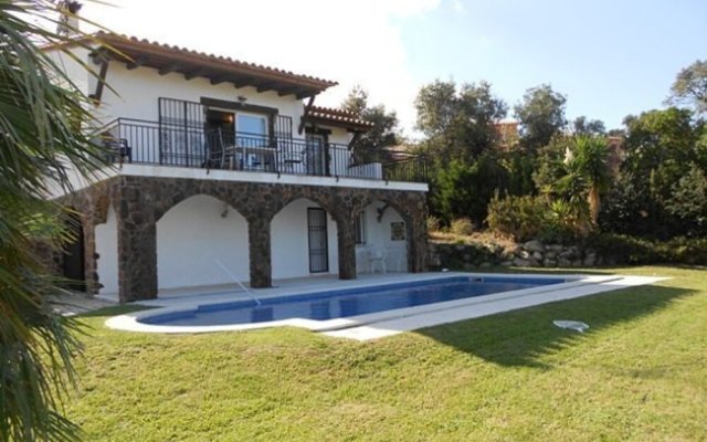 Casa Xiprers, 7 "Villa Santina"