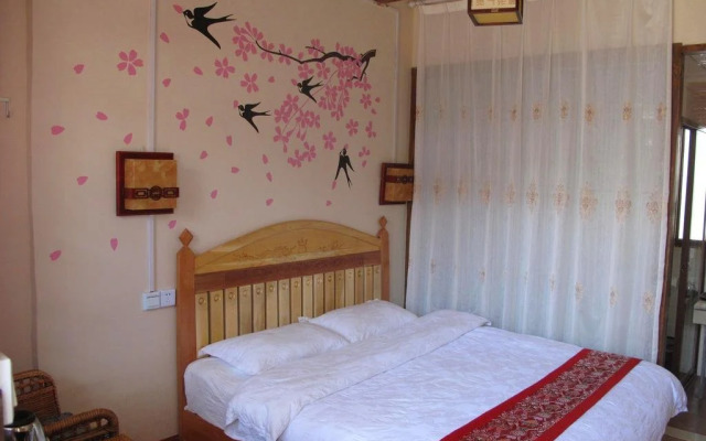 Xinyueju Inn