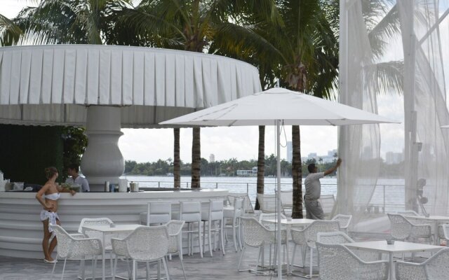 Miami World Rental - Mondrian 916