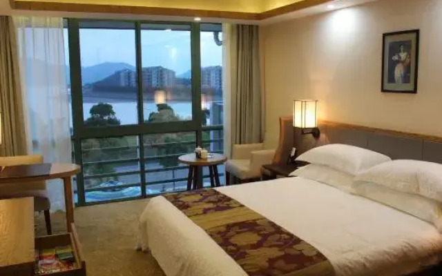 Lushan Ruina Seaview Hotel