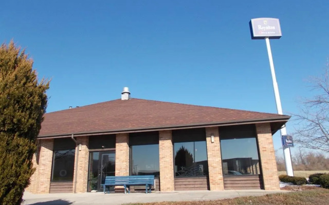 Baymont Inn and Suites