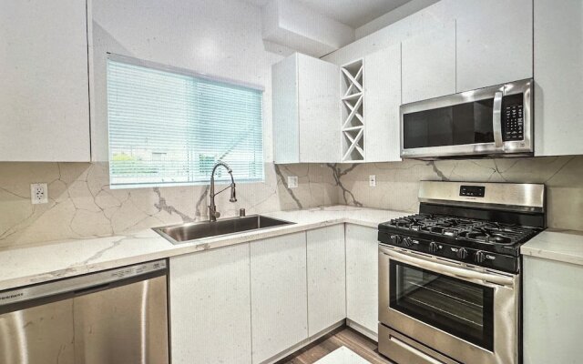 Modern HomeStay