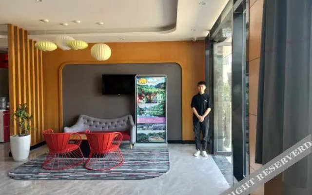 Shankee Hotel (Huangguoshu Scenic Area Baishui)
