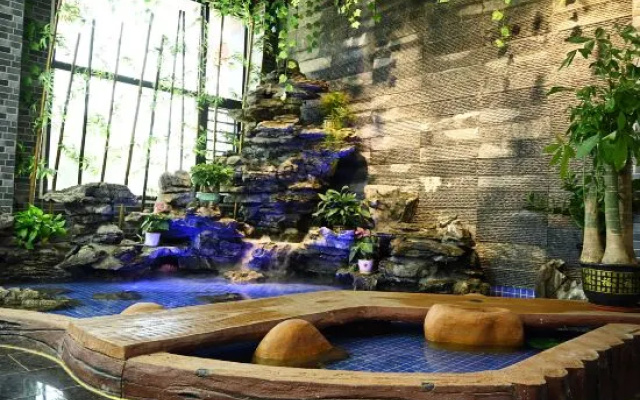 Yizhang Xinsheng Hot Spring Hotel – Outside – Chenzhou