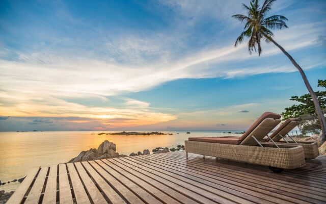 Beyond The Blue Horizon Villa Resort