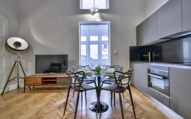 Mint Suite No2