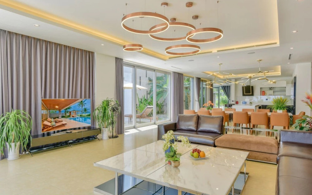 The Five Villas