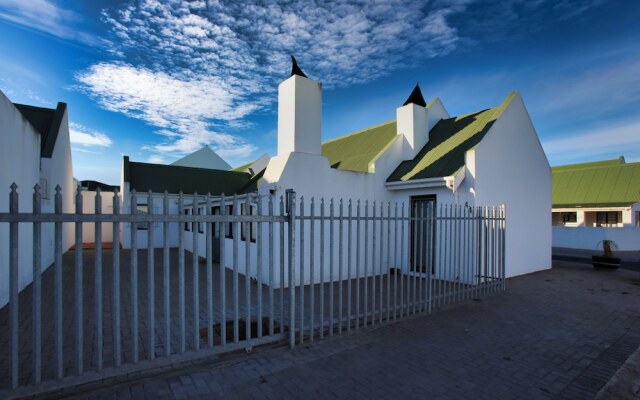 TokTokkie Langebaan 6 Sleeper
