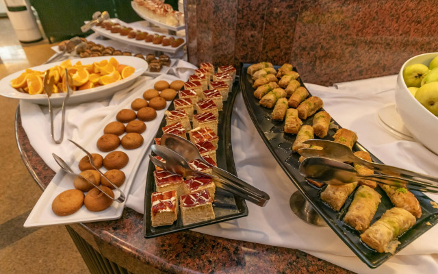 Lara Park Hotel