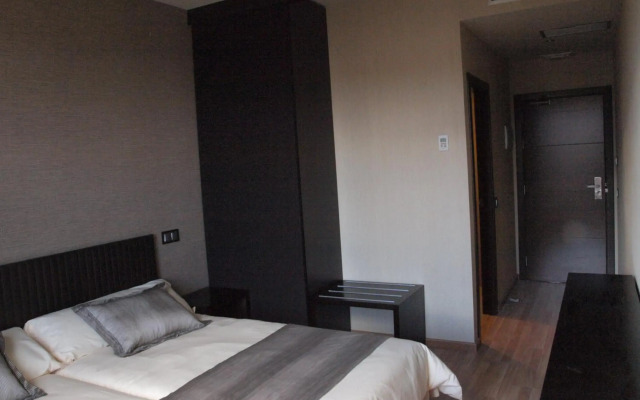 Hotel Dinastía