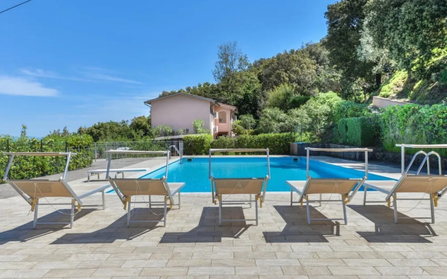 Apartment in Elba Near Straccoligno Beach