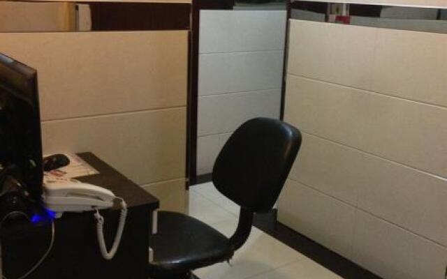 Days Hotel HK - Hostel
