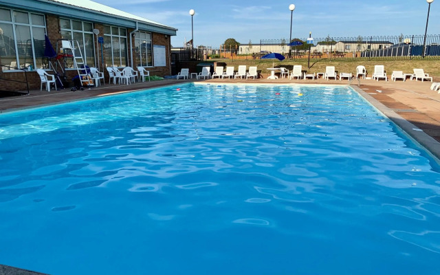 Forest & beach access Naish park