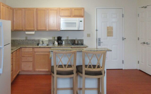 Holiday Inn Express & Suites Englewood Denver South by IHG