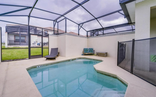 Champions Gate Resort - Modern Furnishings