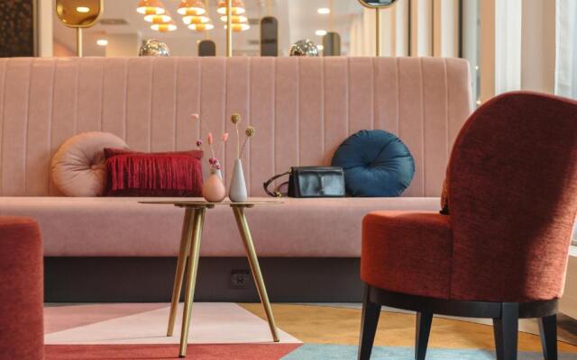 Holiday Inn, the niu - Loco Munich North by IHG