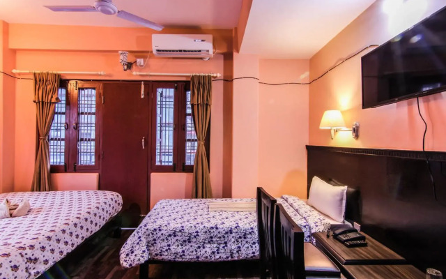 Hotel Middle Path & Spa