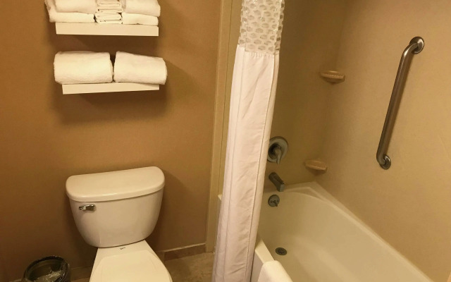 Hampton Inn & Suites Bloomington-Normal