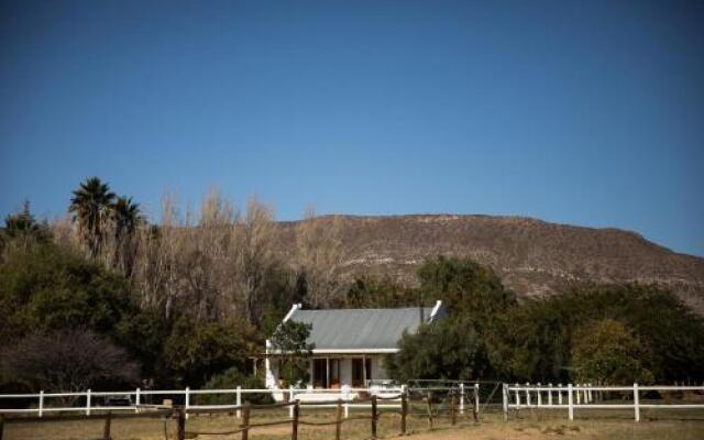 Acacia Cottage