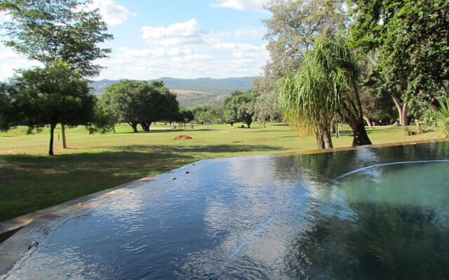 Matumi Golf Lodge