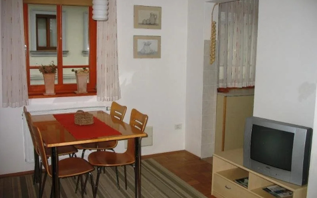 Apartments Rombon Klavdij