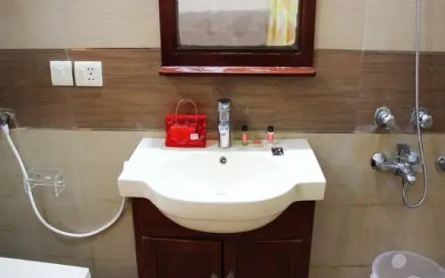 OYO 2496 Hotel Sparsh Inn