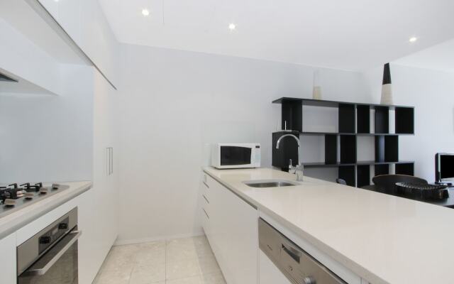 Accommodate Canberra - Lakefront