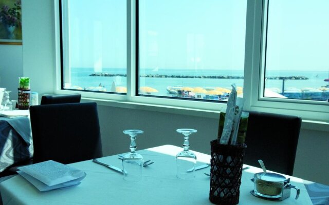 Hotel Asiago Beach
