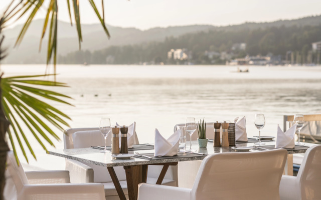 Falkensteiner Schlosshotel Velden – The Leading Hotels of the World