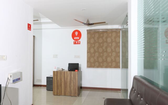 OYO 11437 GMT Centre