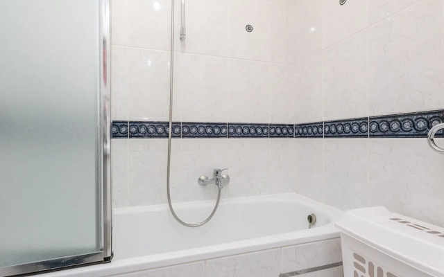 Elegant Apartment With Terrace