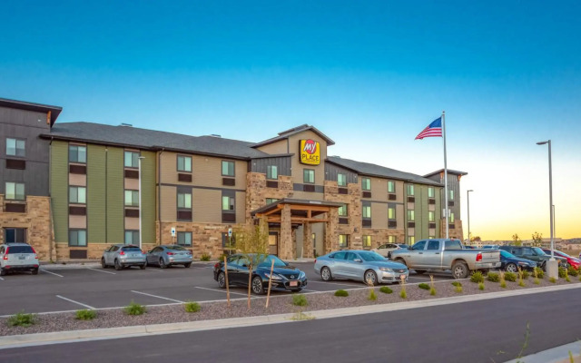 My Place Hotel - Green Bay