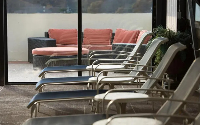Ocean Sands Resort, Oceanfront, Virginia Beach by Vacatia