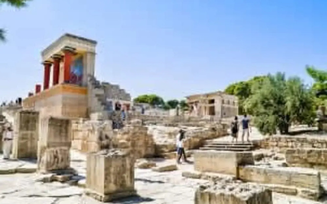 Arhontiko Arhanes - Cretan Escapade With Pool