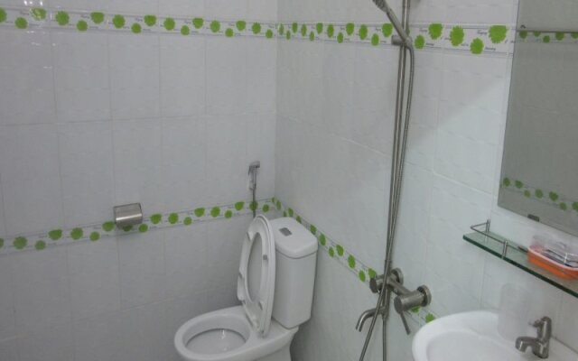 Huong Tuyet Motel