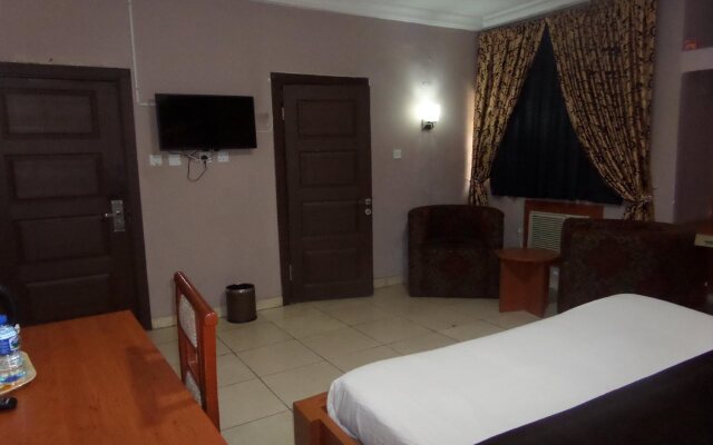 Prixair Pure Hotel Wuse
