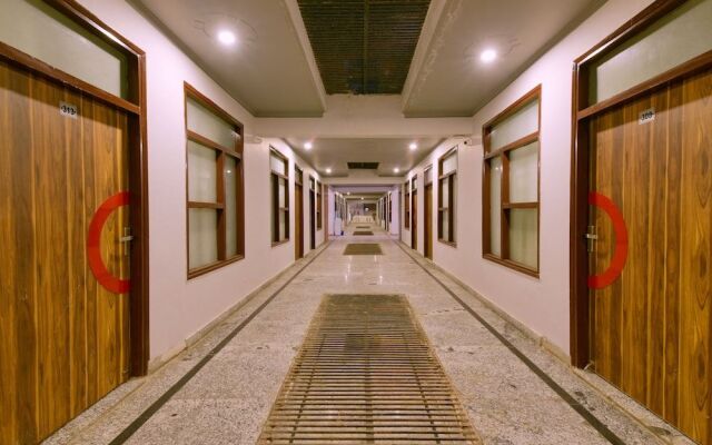 Collection O 46143 Sector 27