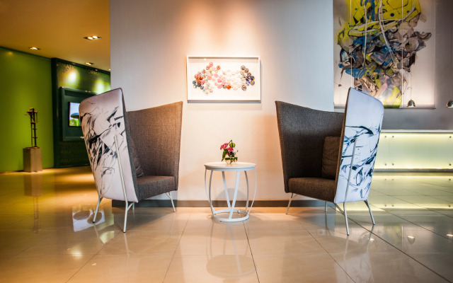 Hennessy Park Hotel